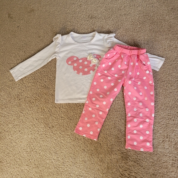Other - Minnie Mouse Girls 3T Polka Dot Pink Comfy Matching Set